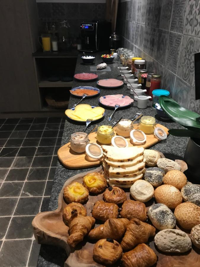 De Worfthoeve Bed and Breakfast Geel Buitenkant foto