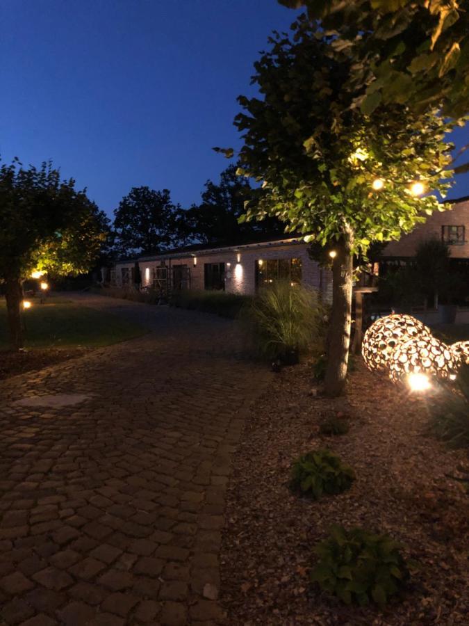De Worfthoeve Bed and Breakfast Geel Buitenkant foto